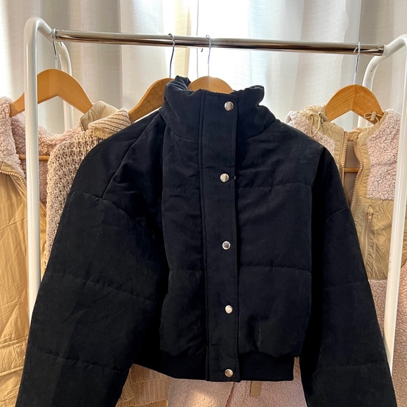 BLACK PUFFER JACKET - Picture 4 of 4